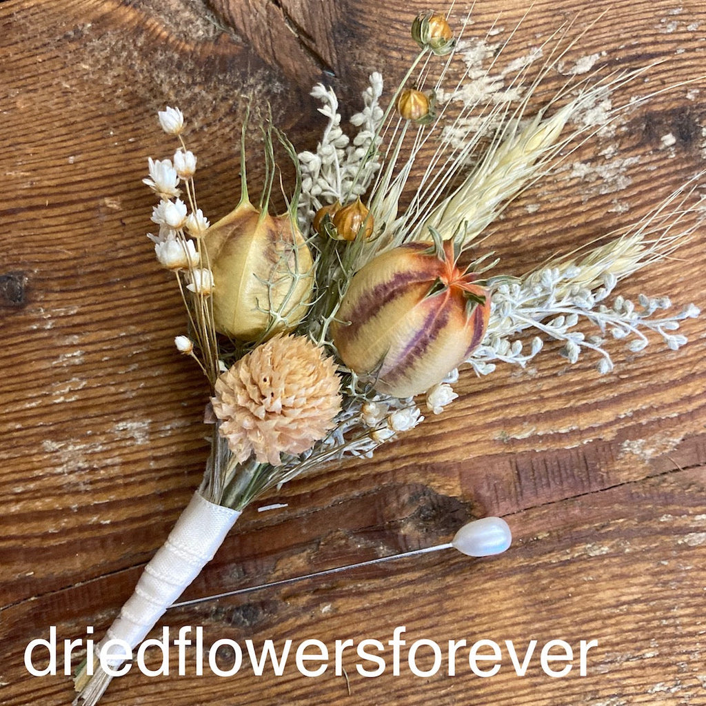 Pale Peach Vintage Boutonniere