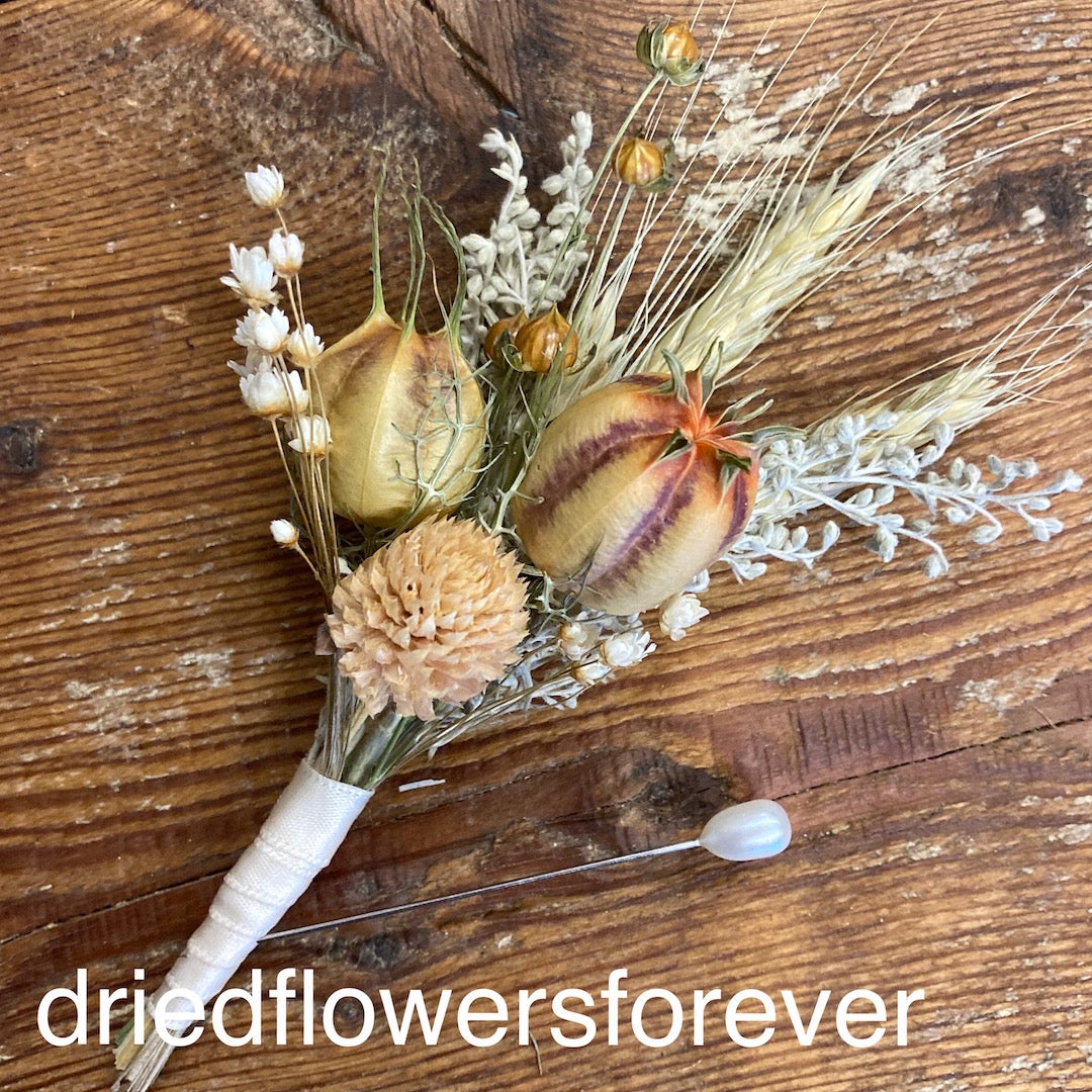 Pale Peach Vintage Boutonniere